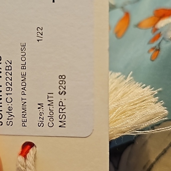 JOHNNY WAS, Women‎ top, NWT. Size medium. Multiple colors. Loose fit. Fabulous - Picture 16 of 16